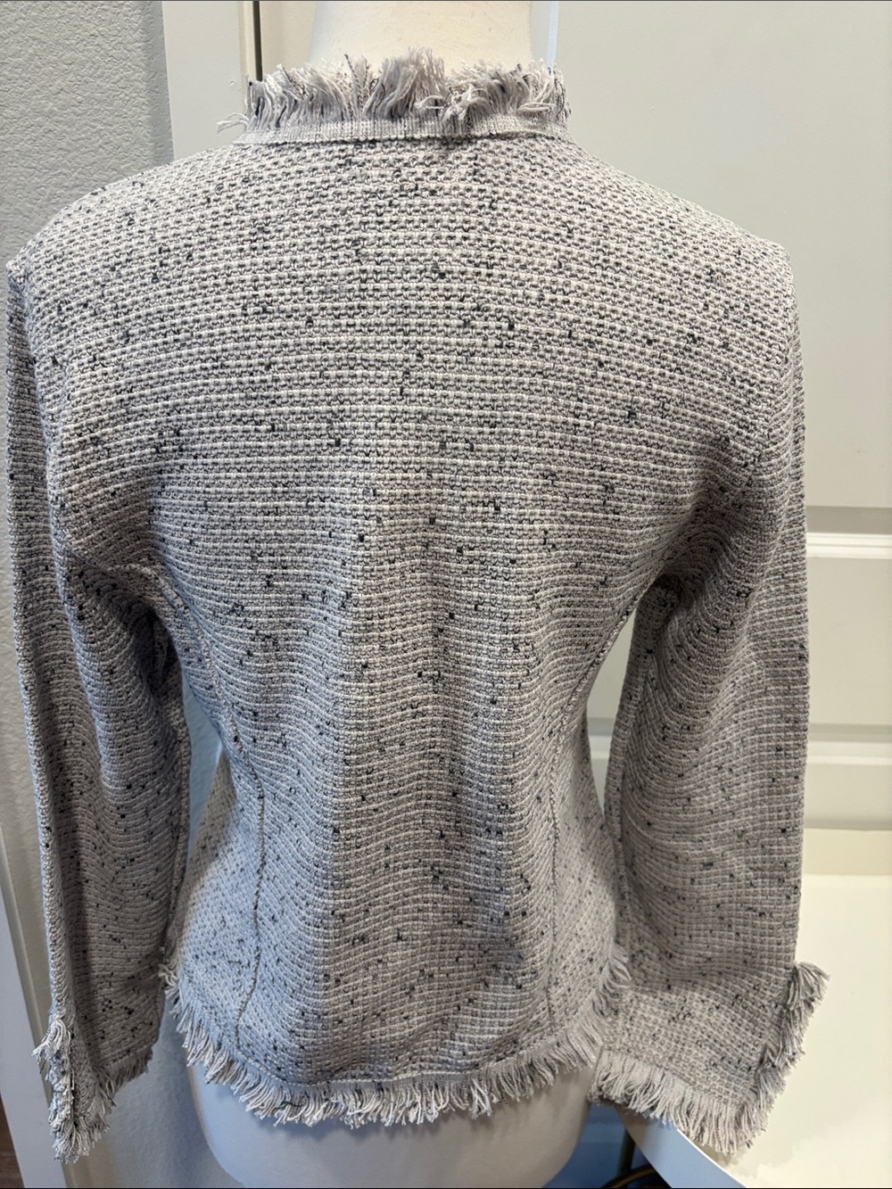 NIC+ZOE Light Gray Speckled Fringe Open-Front Cardigan NWT - Picture 7 of 10